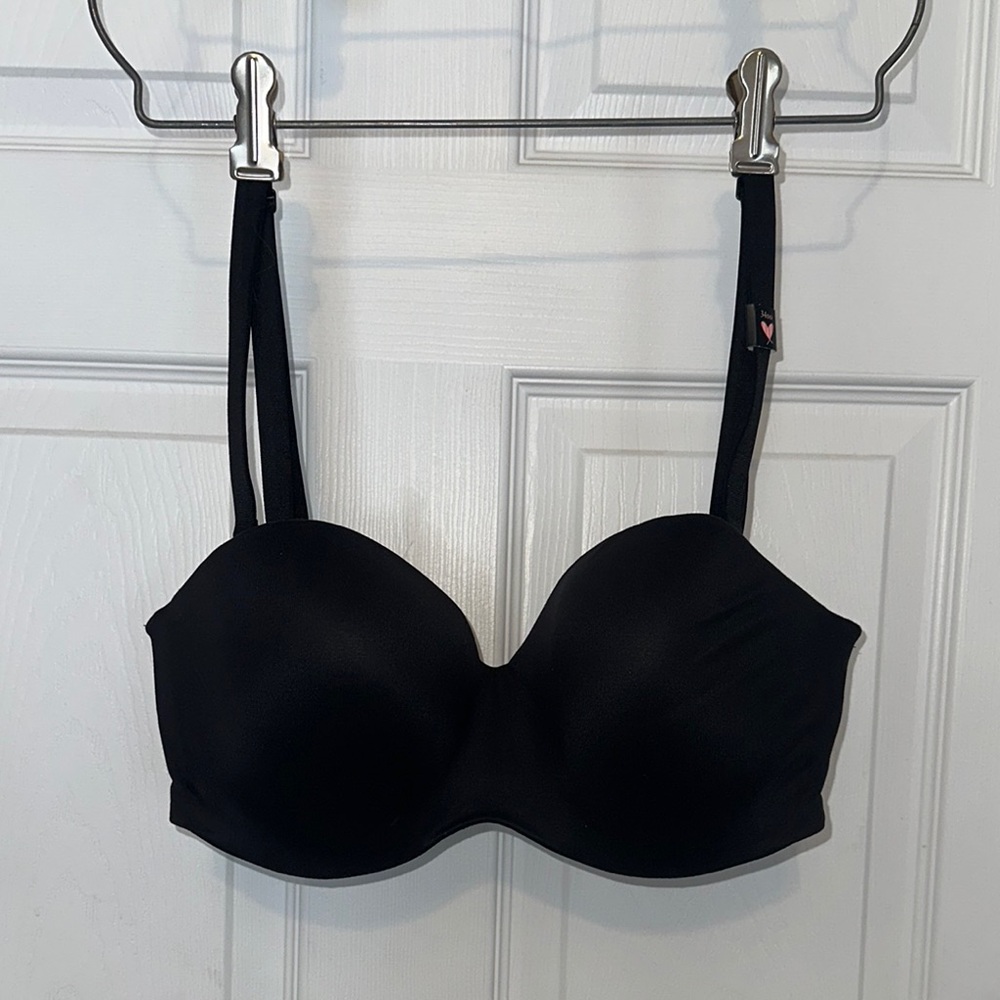 NEW VS Convertible Bra
